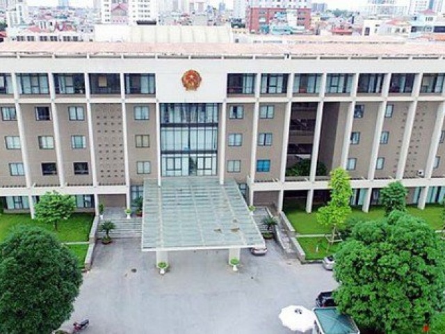 Tin tức trong ngày - Đã có quyết định nghỉ công tác, vì sao Phó Chủ tịch quận Hà Đông vẫn ký văn bản?