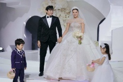 Thời trang - "Mỹ nhân 10 năm chăn trâu" mặc váy cô dâu, được trai đẹp trao nhẫn cưới