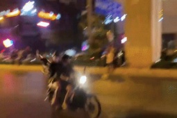Pháp luật - Cảnh sát hóa trang bắt giữ hàng loạt quái xế gây náo loạn đường phố Hà Nội trong đêm
