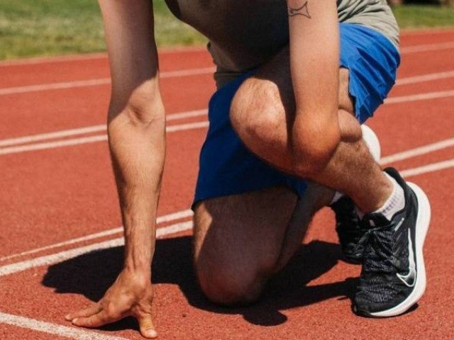 Bạn trẻ - Cuộc sống - Chồng nghiện chạy bộ, vợ kiện ra tòa đòi ly hôn