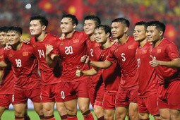 Nóng ĐT Việt Nam chốt danh sách đá vòng loại World Cup: Quang Hải - Văn Hậu vắng mặt