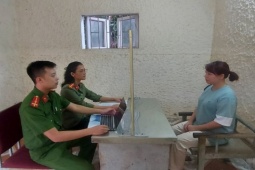 Pháp luật - Công an Hà Tĩnh phá đường dây bán dữ liệu khách hàng cho nhóm lừa đảo