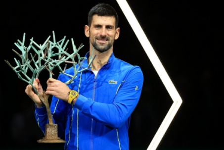 Djokovic vững chắc ngôi đầu, Swiatek sắp trở lại số 1 (Bảng xếp hạng tennis 6/11)