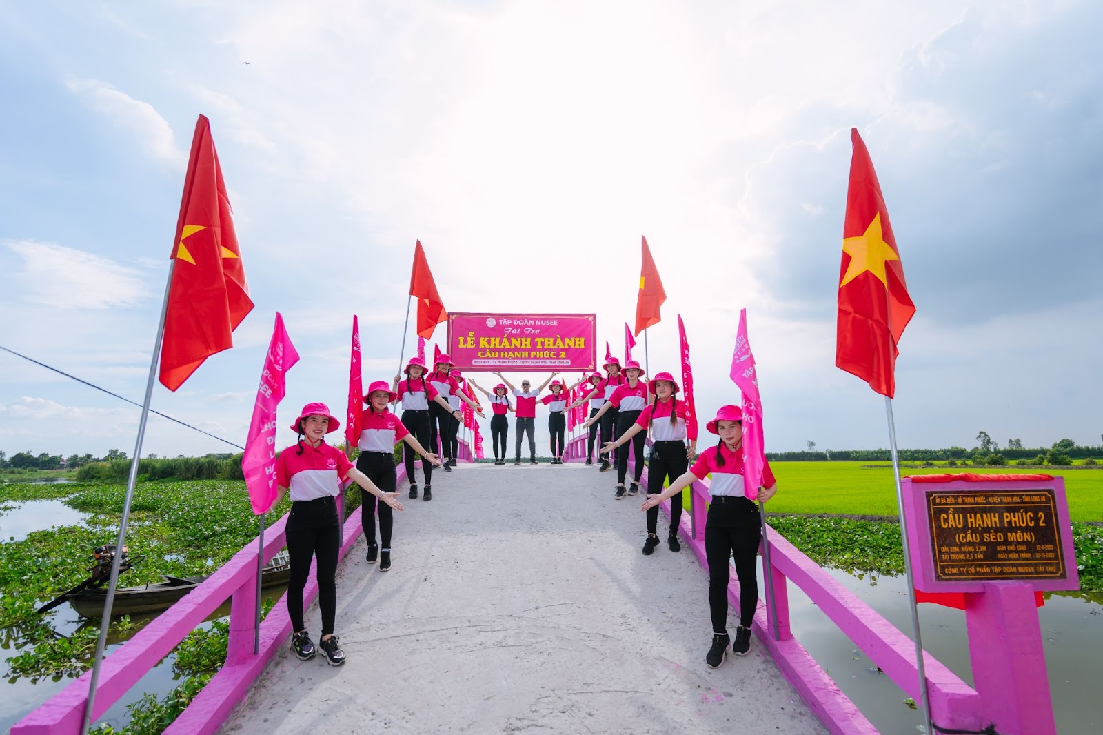 Niềm tự hào và sắc hồng của sự kết nối: Tập đoàn Nusee luôn mong muốn sẽ tiếp tục triển khai nhiều dự án vì cộng đồng&nbsp;