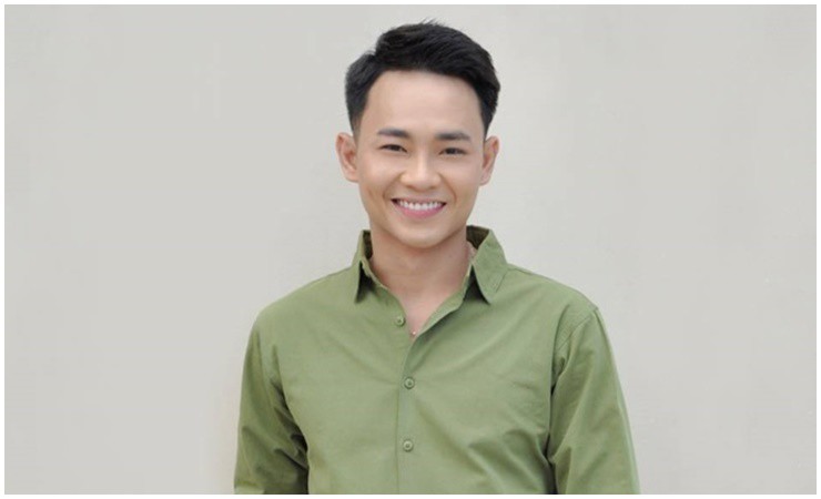 Diễn viên hài Anh Tú từng gây chú ý khi là quán quân của chương trình "Cười xuyên Việt 2016".
