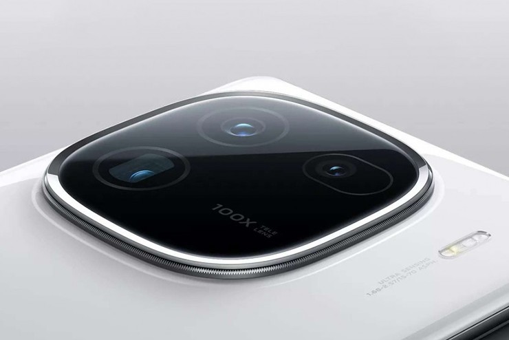 Cả hai điện thoại đi kèm chip Snapdragon 8 Gen 3 từ Qualcomm.