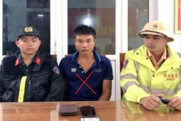 Pháp luật - Bắt đối tượng giết người trốn trên xe khách giường nằm