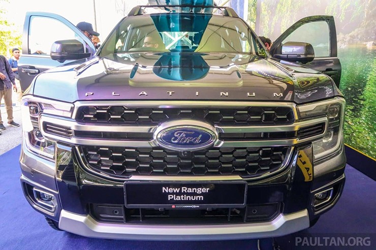 Ford Ranger có thêm phiên bản Platinum mới - 1