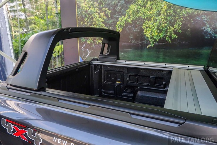 Ford Ranger có thêm phiên bản Platinum mới - 6