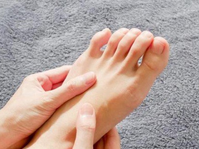 Sức khỏe đời sống - Phát hiện những dấu hiệu bất thường ở chân, có thể bạn đã mang bệnh nguy hiểm
