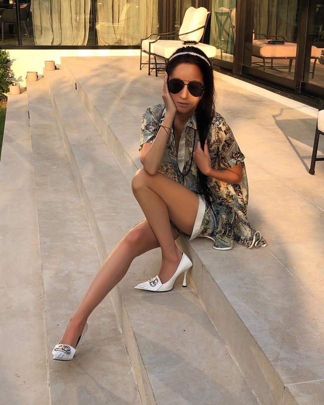 Ở tuổi 74, điều khiến dân mạng chú ý nhất là ngoại hình "không tuổi" của Vera Wang.