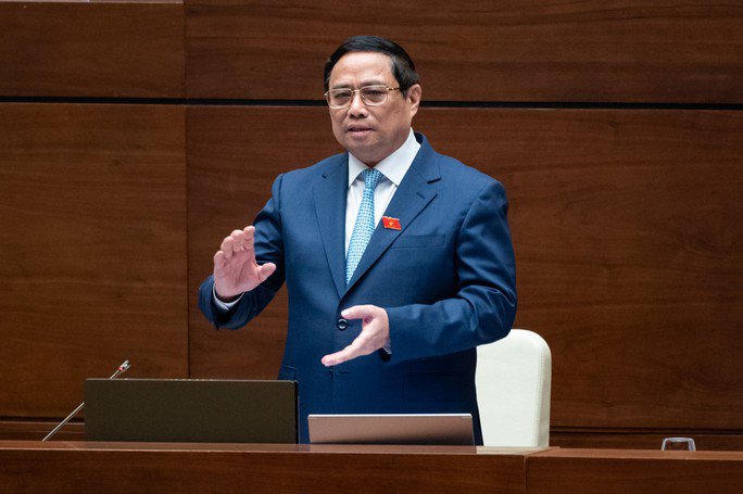 Thủ tướng Phạm Minh Chính trả lời chất vấn ngày 8-11