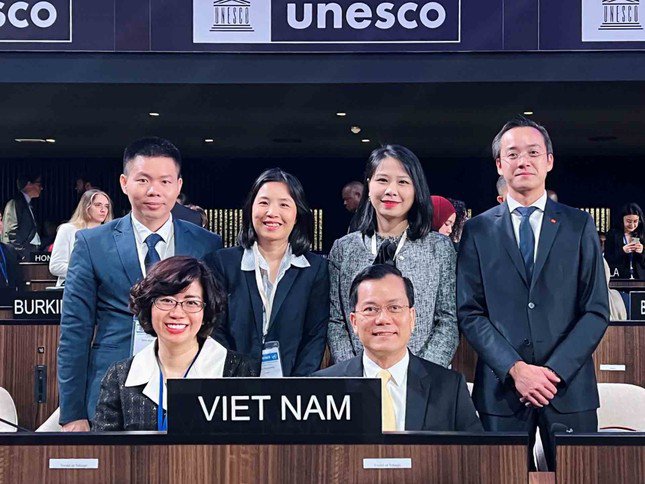 Đoàn Việt Nam dự kỳ họp của Đại hội đồng UNESCO. (Ảnh: Mofa)