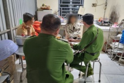 Tin tức trong ngày - Buồn chuyện gia đình, thiếu nữ nhảy sông rồi... kêu cứu