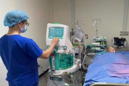 Pháp luật - Truy tìm 3 đối tượng chém nam sinh lớp 11 nứt hộp sọ