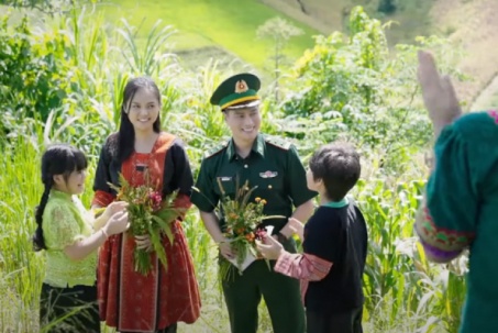 "Cuộc chiến không giới tuyến" kết thúc, Việt Anh - Thu Quỳnh được giục cưới