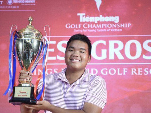 Nguyễn Đức Sơn nói gì khi vô địch Tiền Phong Golf Championship 2023?