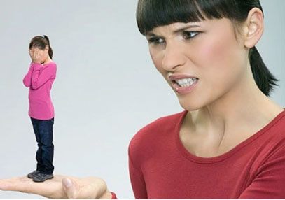 Nhà tâm lý học người Mỹ James Dobson: "Có hàng nghìn cách khiến trẻ đánh mất lòng tự trọng, nhưng để xây dựng lại lòng tự trọng của trẻ là một quá trình chậm chạp và khó khăn". Ảnh minh hoạ