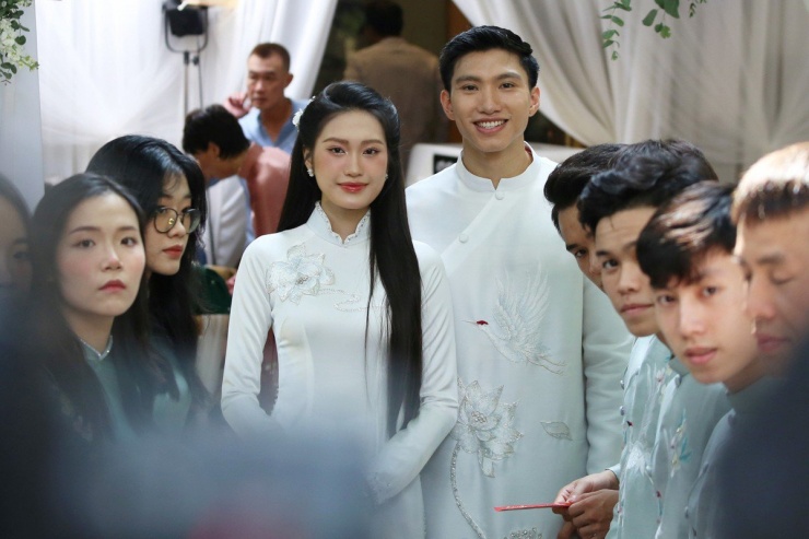 Doãn Hải My lộ diện trong đám hỏi, nhan sắc xinh đẹp chiếm spotlight - 1