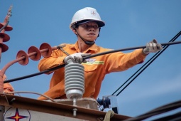 Thị trường - Tiêu dùng - Nóng tuần qua: Đồng loạt tăng giá bán điện, mỗi hộ gia đình phải trả thêm bao nhiêu tiền/tháng?