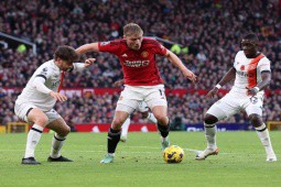 Video bóng đá MU - Luton Town: Phung phí cơ hội, “cứu tinh“ Lindelof (Ngoại hạng Anh)