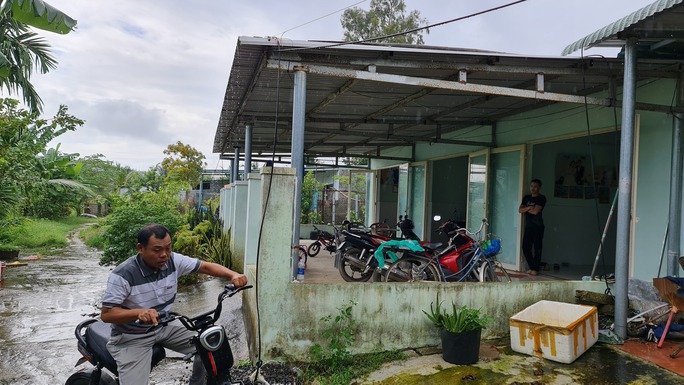 Ông Nguyễn Hà, Trưởng thôn Hưởng Phước cho hay các hộ dân đã có đơn đề nghị chủ đầu tư, đơn vị thi công sớm khắc phục hậu quả để người dân yên tâm ổn định cuộc sống. Tuy nhiên, người dân rất bức xúc trước thái độ thờ ơ của đơn vị thi công