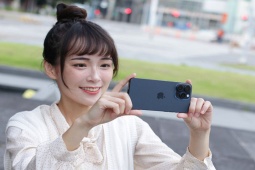 Thời trang Hi-tech - Quảng cáo iPhone 15 Pro khiến iFan "rụng tim"