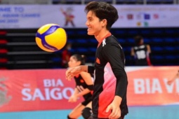 Thể thao - "Đại chiến" bóng chuyền VN: Bích Tuyền đập bóng sấm sét, Ninh Bình lên ngôi đầu bảng