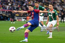 Video bóng đá Barcelona - Alaves: “Gáo nước lạnh“ giây 18, người hùng Lewandowski (La Liga)