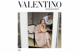 Thời trang - Valentino mang đến sự kỳ ảo với chiến dịch cổ tích ban đêm