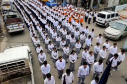 Thế giới - 199 thành viên của gia đình lớn nhất thế giới sống cùng một mái nhà