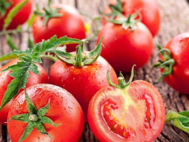 Ăn cà chua cần tránh những sai lầm này kẻo ngộ độc, suy giảm chức năng thận