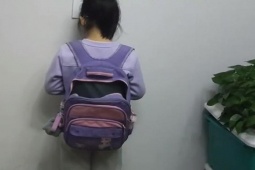 Giáo dục - du học - Vừa thi giữa kỳ xong, con gái có hành động này khiến người bố hốt hoảng