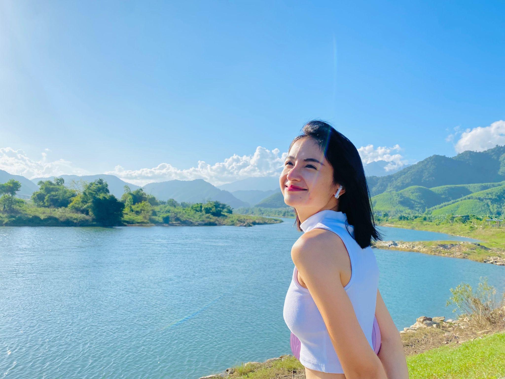 Nữ Tiktoker Coach Kim Hồng - Thu hút hàng nghìn lượt xem với những video chia sẻ lối sống tích cực - 2