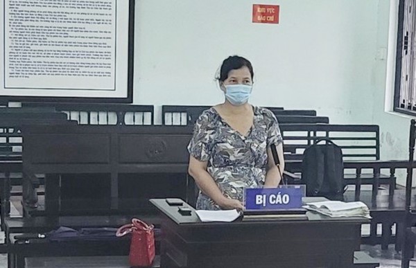 Phan Thị Hồng Vân tại phiên tòa xét xử sơ thẩm.