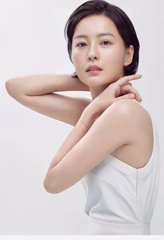 Sữa tắm, sữa rửa mặt từ lô hội và nghệ giúp da sáng mịn màng - 2