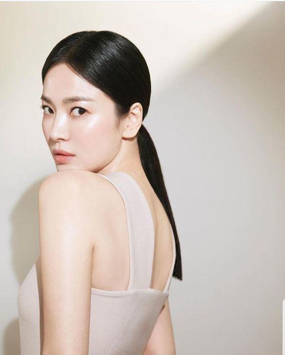 Sữa tắm, sữa rửa mặt từ lô hội và nghệ giúp da sáng mịn màng - 3