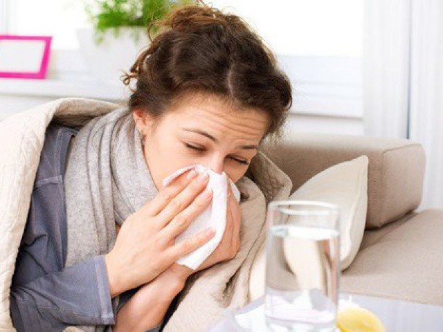 Những thực phẩm nên tránh tuyệt đối khi bị ho, sổ mũi, cảm cúm