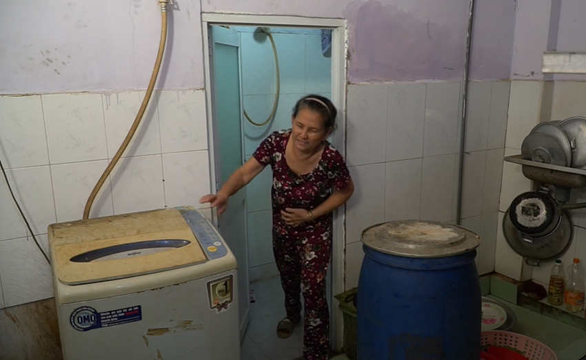 Cô Huỳnh Thị Thu Cúc (Thành phố Hồ Chí Minh) gặp phải tình trạng tiểu đêm, tiểu nhiều lần hơn chục năm qua