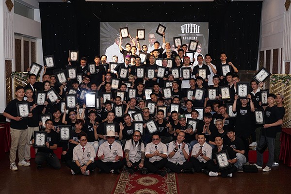 Đỗ Linh Vũ - Vũ Trí Barbershop và hành trình chinh phục đẳng cấp tại Việt Nam - 2