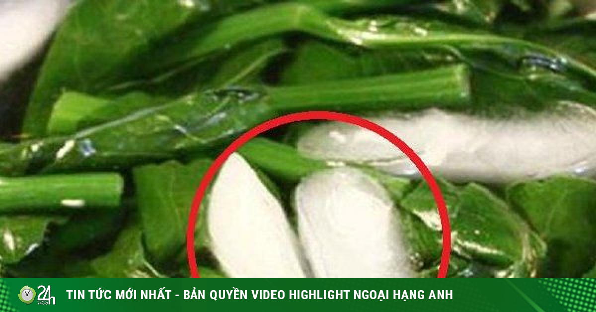 Bỏ 2 viên đá vào rau luộc: Bất ngờ nâng tầm món ăn 