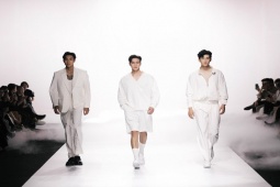 Đàn ông - "Mỹ nam quê Hải Phòng” diễn vedette trình diễn BST thời trang nam