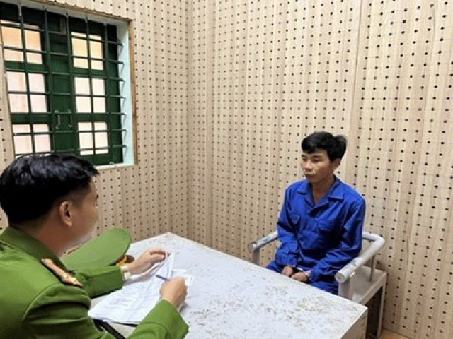 Tin tức trong ngày - Bắt giam người đàn ông dùng máy cắt cỏ chống đối lực lượng CSGT