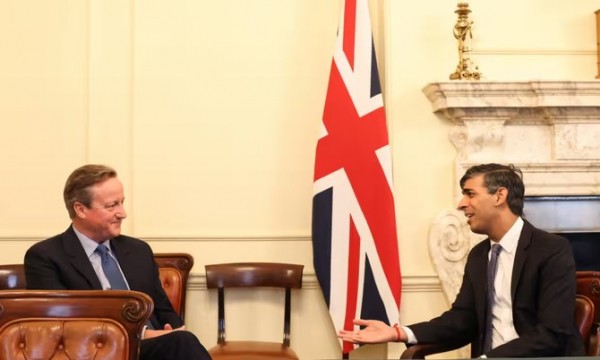Ông David Cameron và Thủ tướng Rishi Sunak.