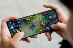 Thời trang Hi-tech - Chiếc flagship "huỷ diệt" này có khiến iPhone 15 yếu thế?