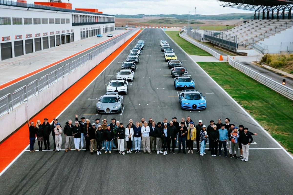 Hành trình đặc biệt dành cho 28 xe Bugatti Chiron vòng quanh châu Âu - 14