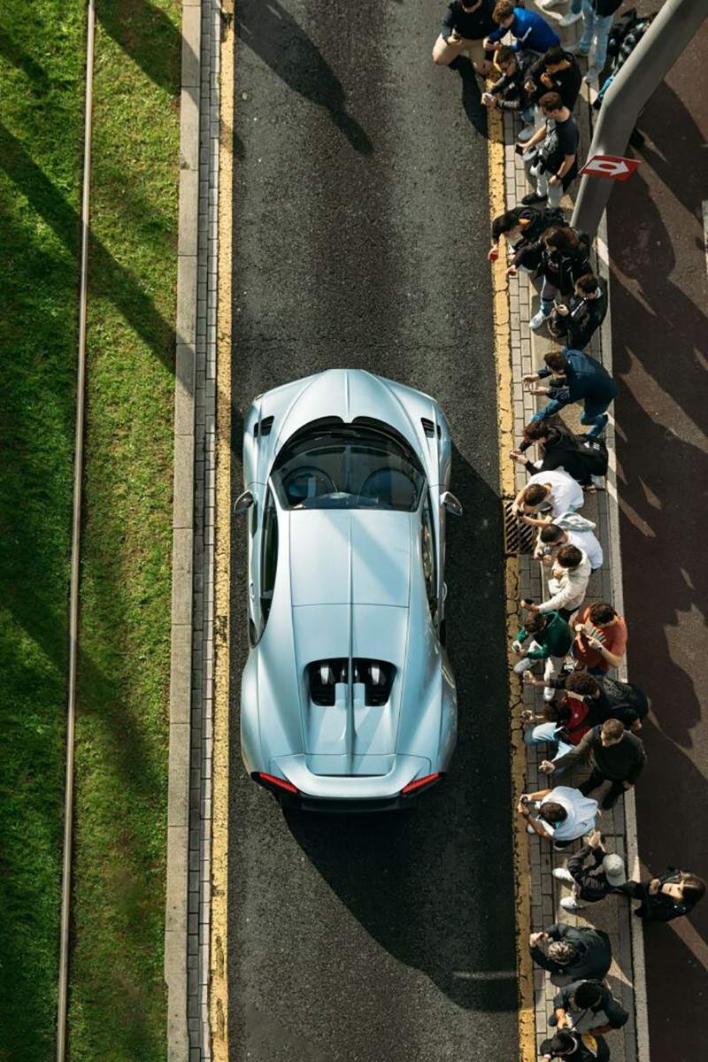 Hành trình đặc biệt dành cho 28 xe Bugatti Chiron vòng quanh châu Âu - 6