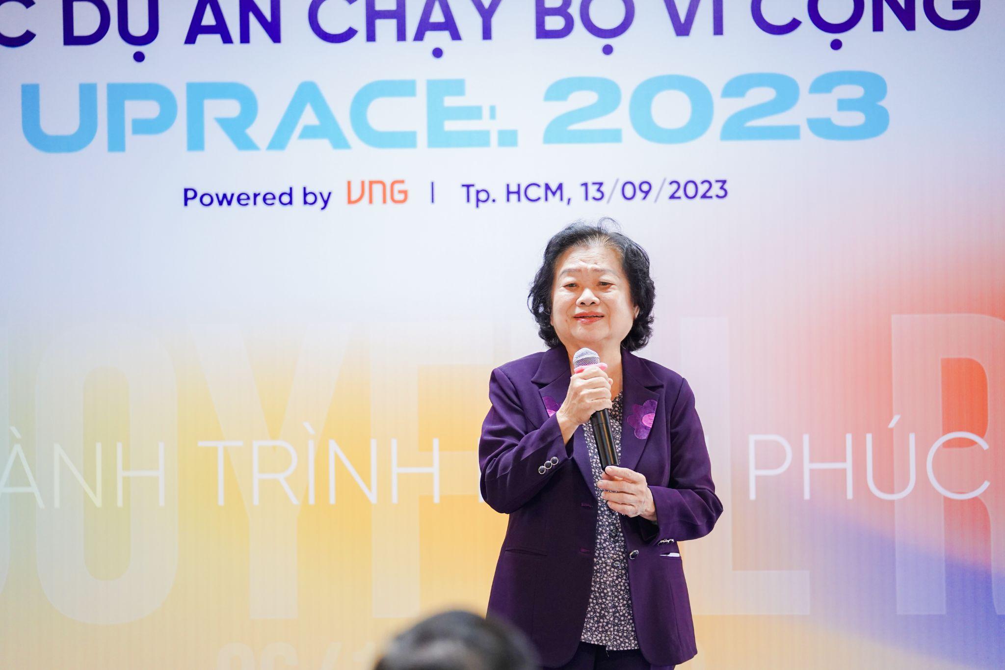 Bà Trương Mỹ Hoa, Nguyên Phó Chủ tịch nước, Chủ tịch Quỹ Học bổng Vừ A Dính, chia sẻ trong sự kiện họp báo khai mạc UpRace 2023