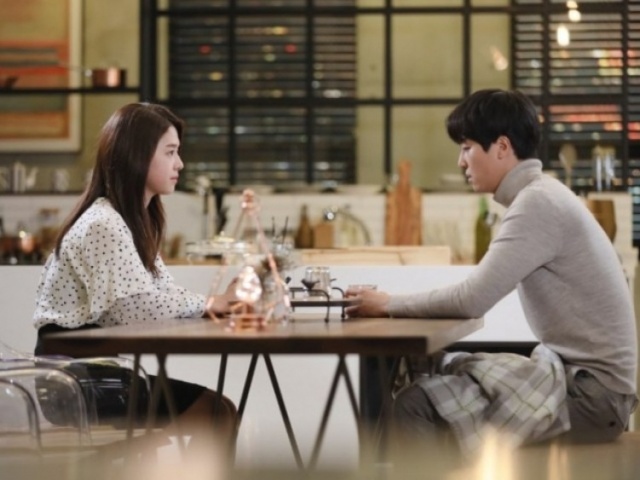 Bạn trẻ - Cuộc sống - Sinh nhật chồng, vợ tổ chức tiệc lãng mạn nhưng nhìn tờ giấy em đưa tôi ngã quỵ