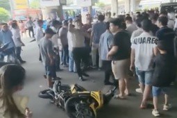 Hai thanh niên phóng xe “thông chốt” an ninh, làm náo loạn sân bay Tân Sơn Nhất